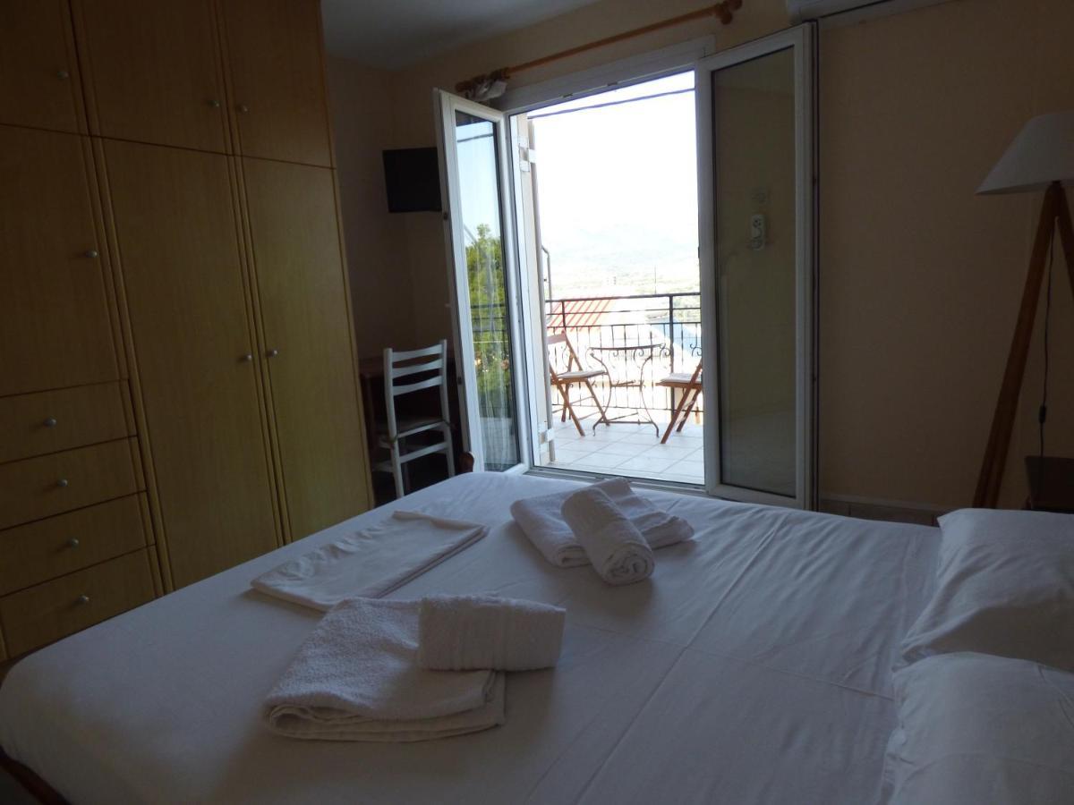 Anna Apartments Argostoli  Eksteriør bilde
