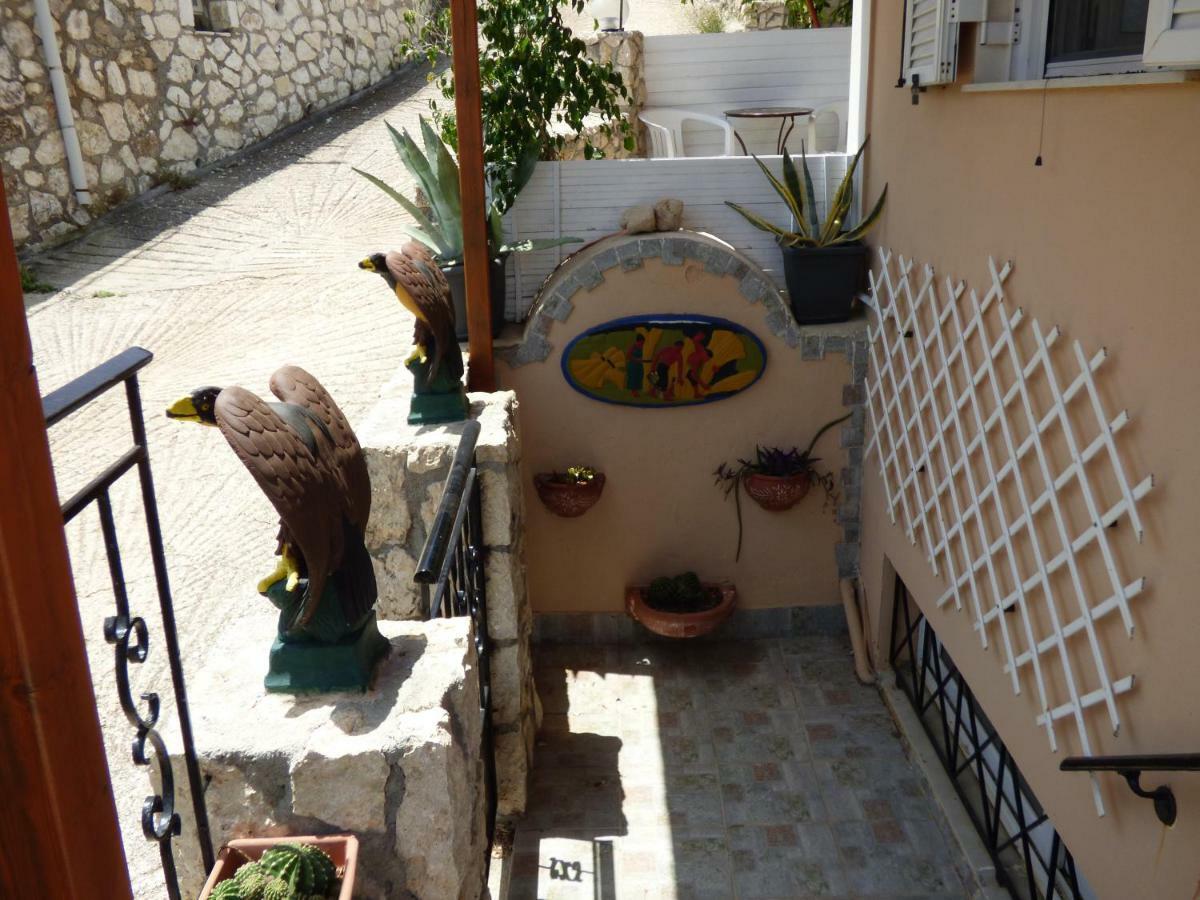 Anna Apartments Argostoli  Eksteriør bilde